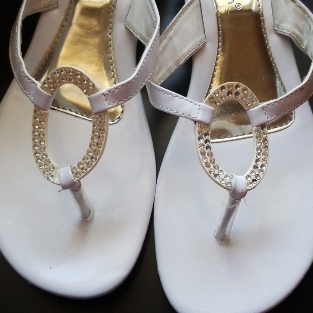 Shoes - Picture 2 of 5